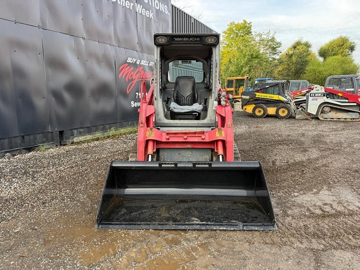 2020-takeuchi-tl8-image-7