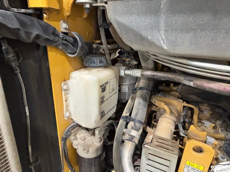 caterpillar-259d-image-36