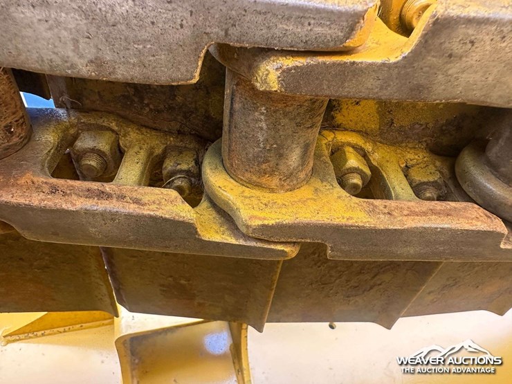 john-deere-8-image-26