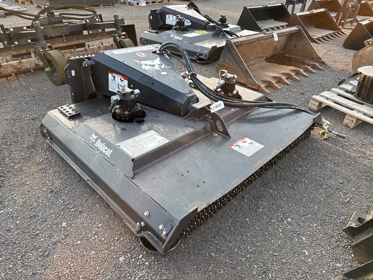 #2016-•-bobcat-72"-skid-steer-rotary-cutter-image-2