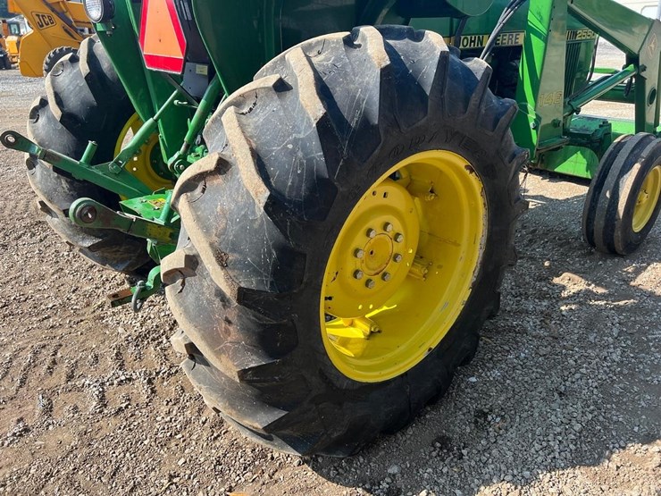 john-deere-2550-image-17