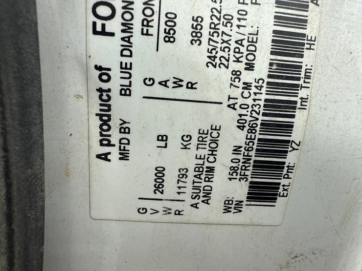 2005-ford-f650-image-15