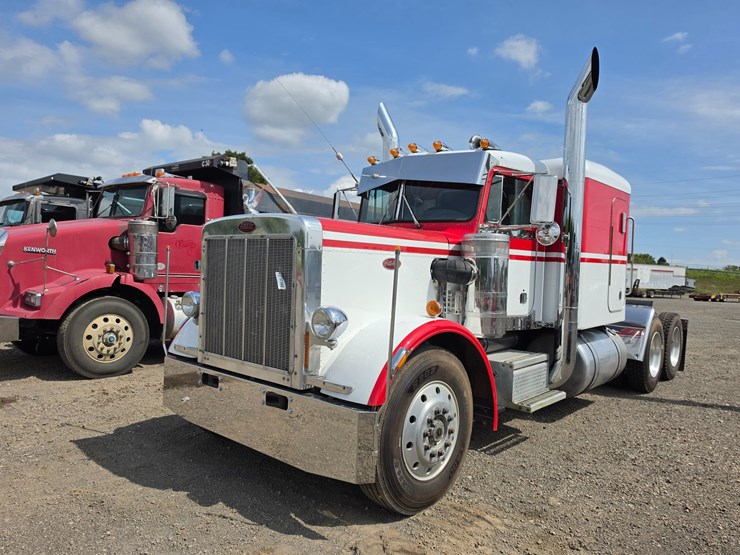 1984-peterbilt-359-image-1
