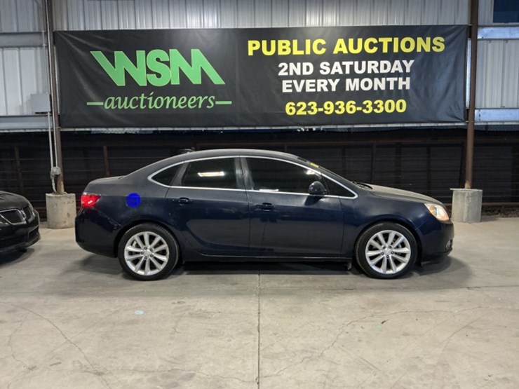 2015-buick-verano-sdn-image-1