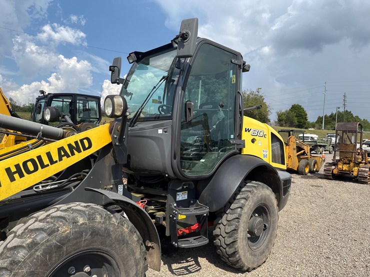 new-holland-w80c-image-14