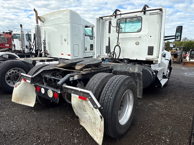 2017-kenworth-t680-image-7