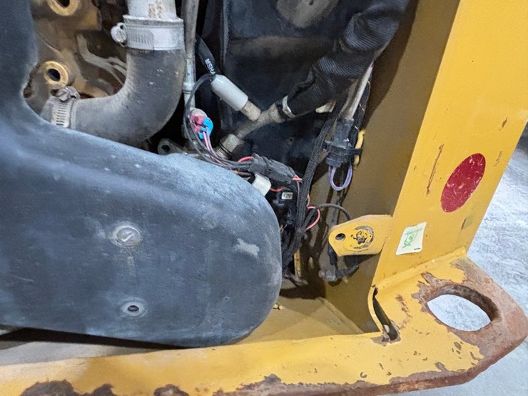 caterpillar-259d-image-40