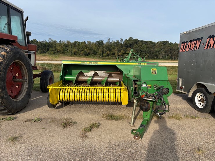 john-deere-338-image-2