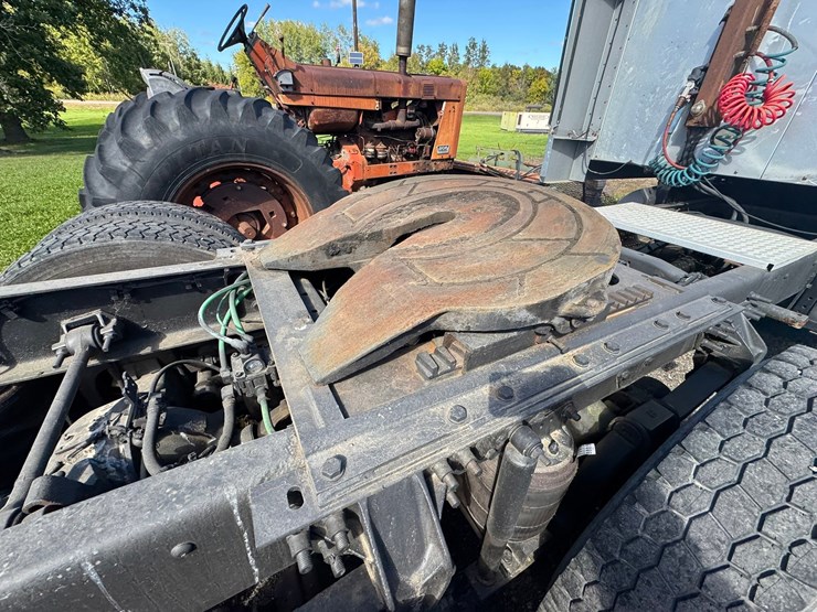 1997-ford-tractor-image-23