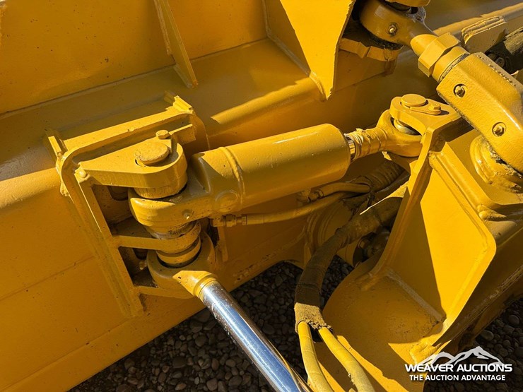 john-deere-8-image-36