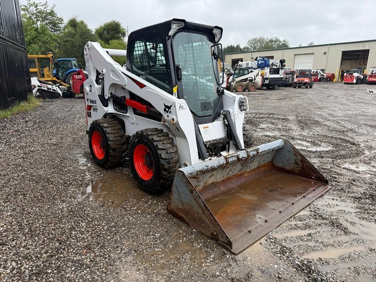 2022-bobcat-s740-image-6