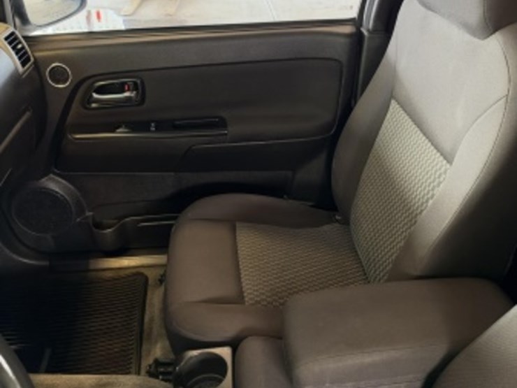 2012-gmc-canyon-image-22