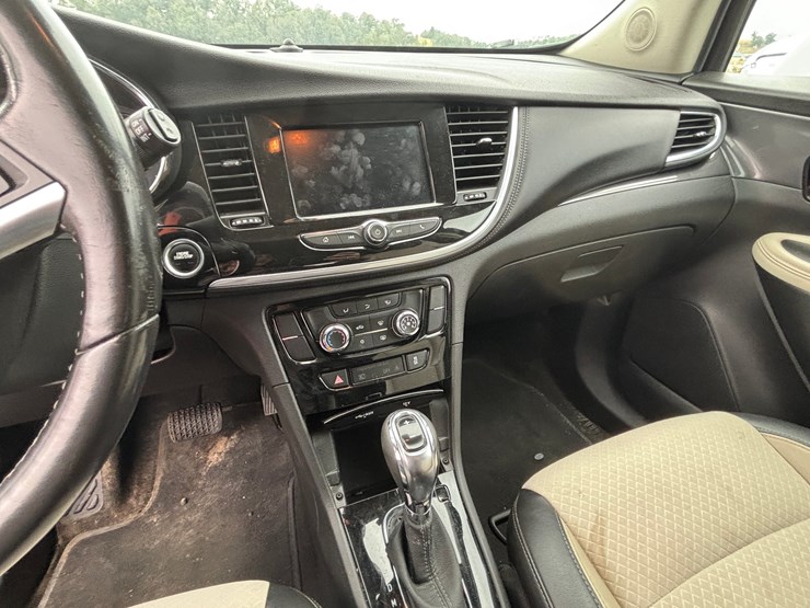 2021-buick-encore-image-30