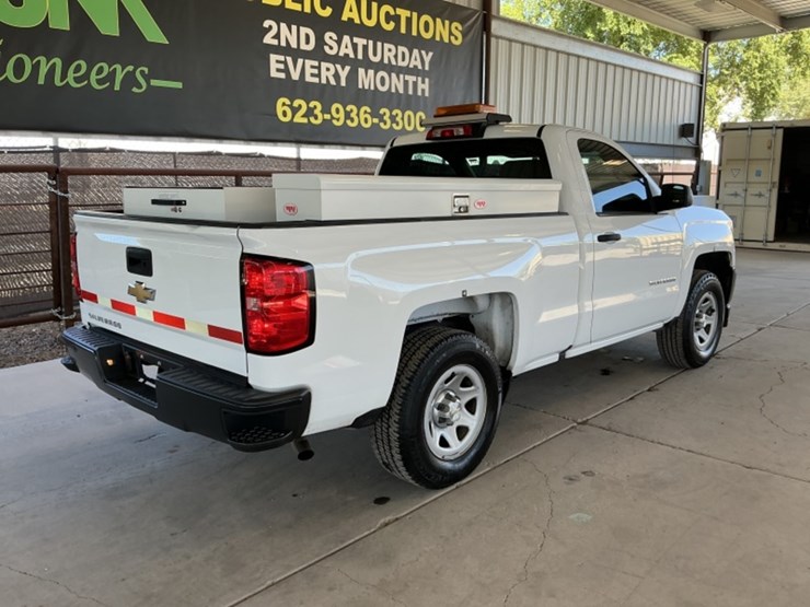 2017-chevrolet-silverado-1500-image-7