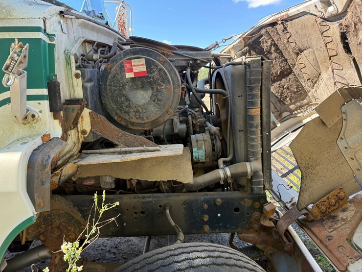 1991-ford-l8000-image-18