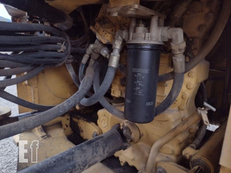 1998-deere-tc44h-image-25