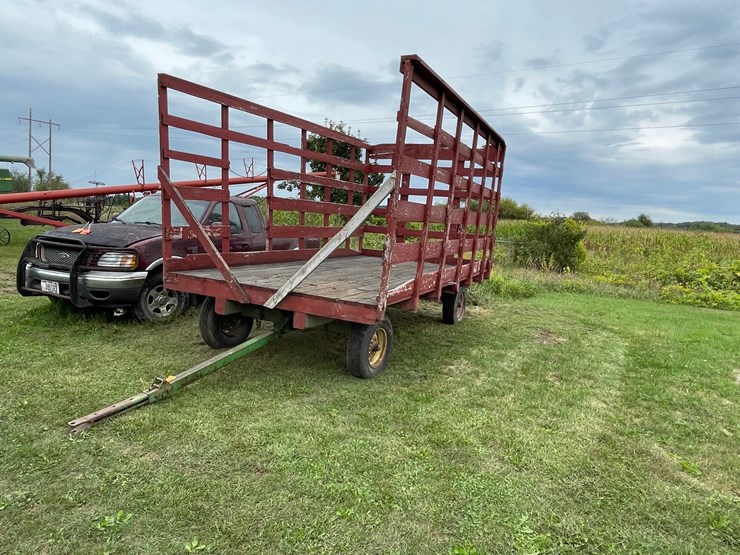 john-deere-16-image-1