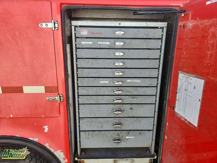 2009-ford-f550-image-34