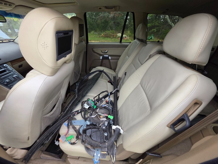 2008-volvo-xc90-image-52
