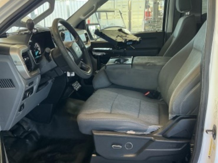 2021-ford-f150-image-21