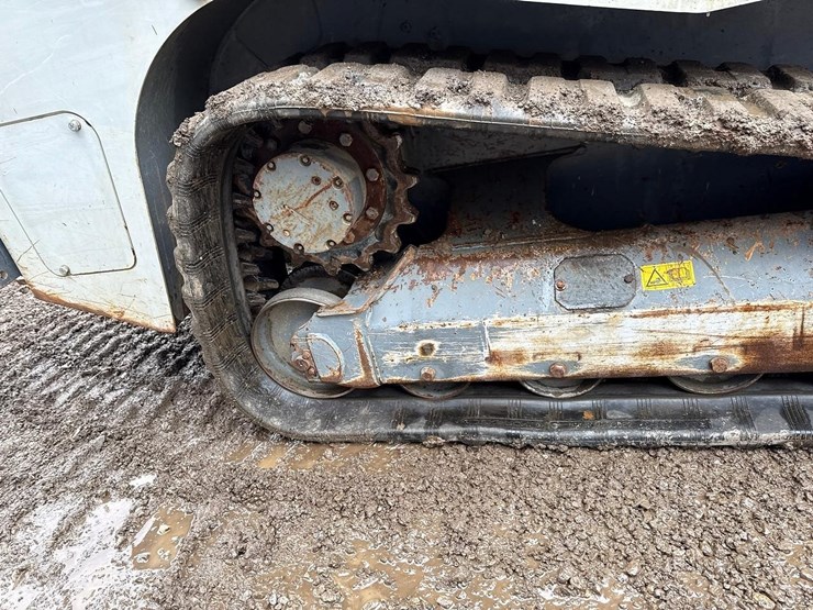 2020-takeuchi-tl8-image-14