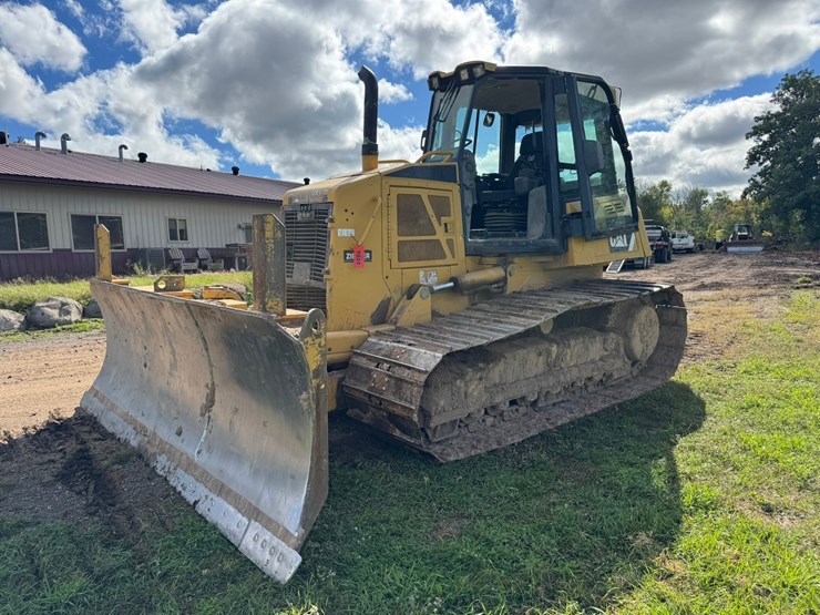 caterpillar-d6k-lgp-image-1