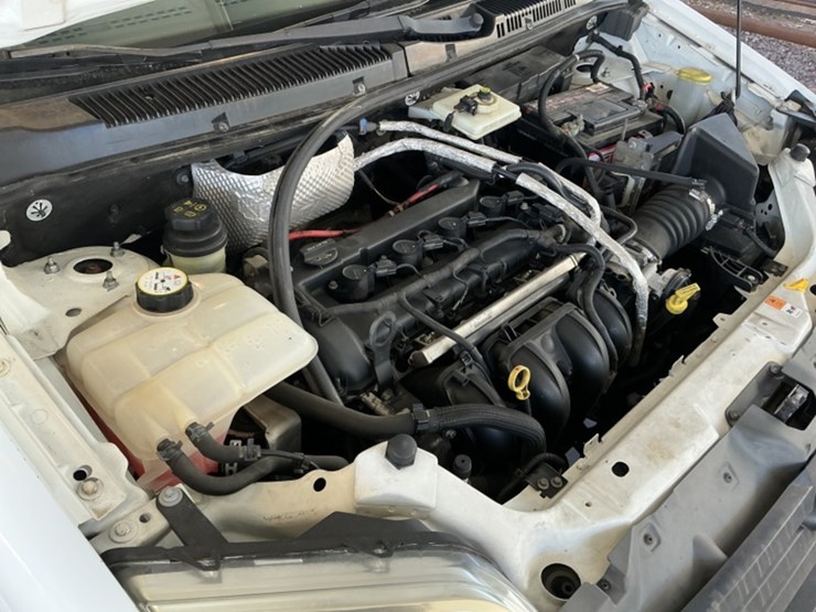 2011-ford-transit-connect-image-14