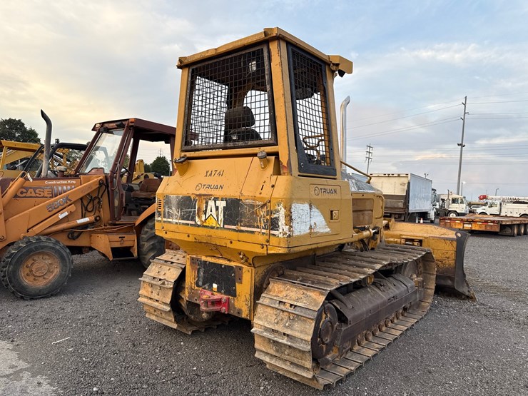caterpillar-d5g-image-6