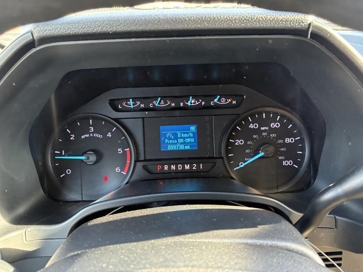 2018-ford-f550-xlt-image-21