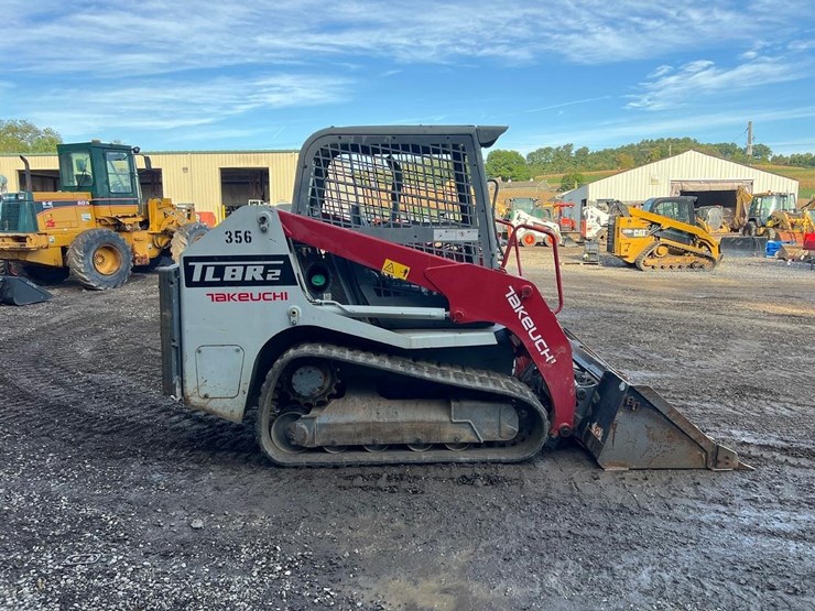 2020-takeuchi-tl8-image-9