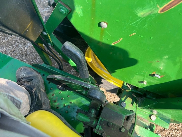 john-deere-2550-image-28