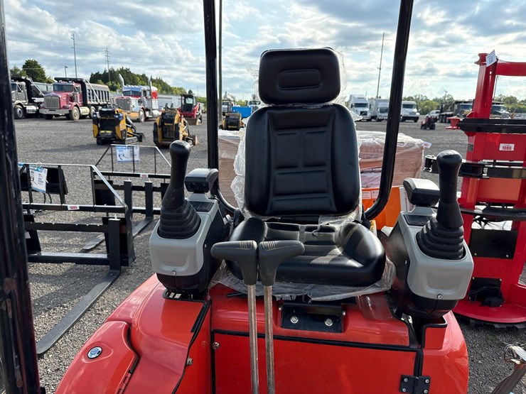 #1083-•-2026-tpm-20k-mini-excavator-image-11