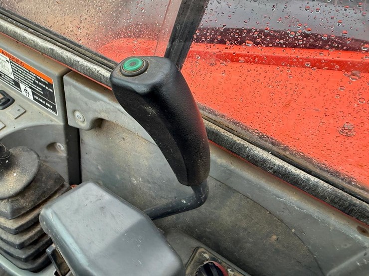 2012-kubota-kx080-3-image-25