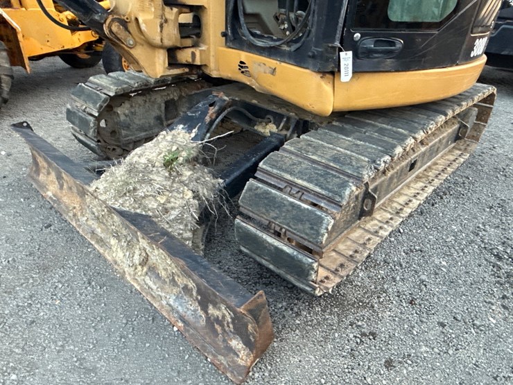 caterpillar-308d-image-14