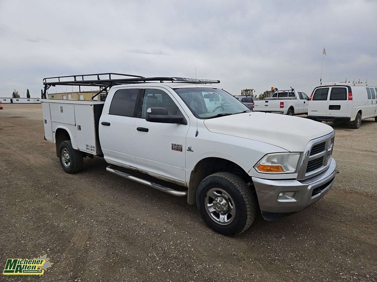 dodge-3500-image-2