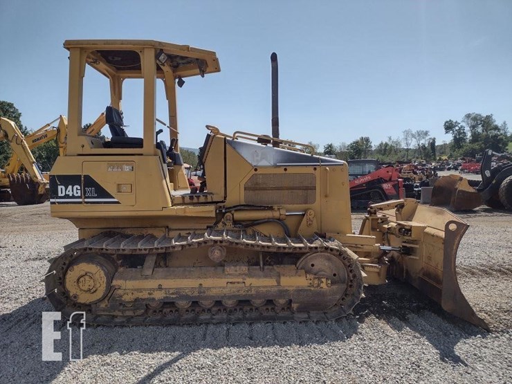 2003-caterpillar-d4g-xl-image-3