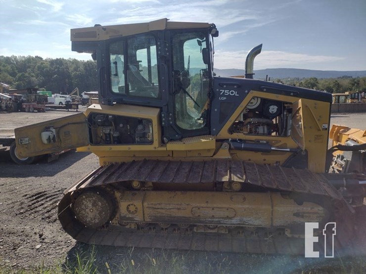 2021-deere-750l-lgp-image-28
