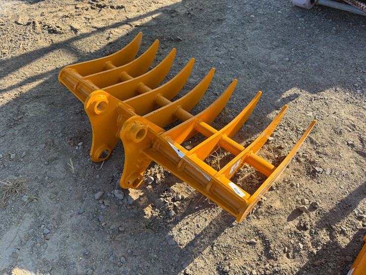 #51-•-giyi-44”-excavator-rake-inv#55148-image-1