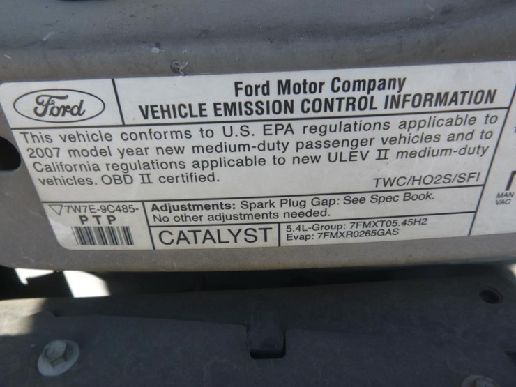 2007-ford-econoline-350-image-12