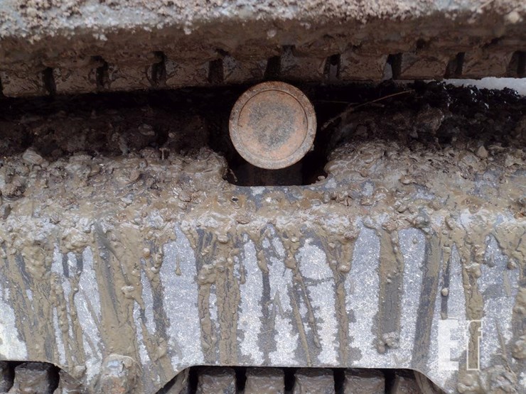 2016-kubota-kx040-4-image-29