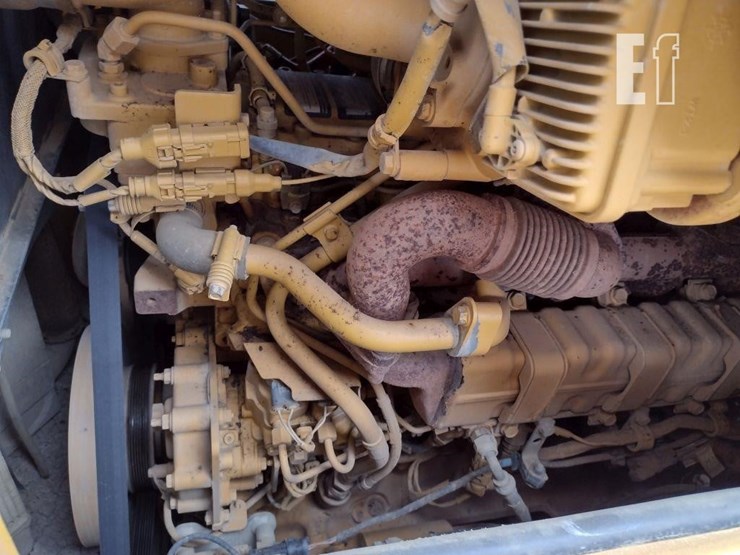 2016-deere-850k-image-24