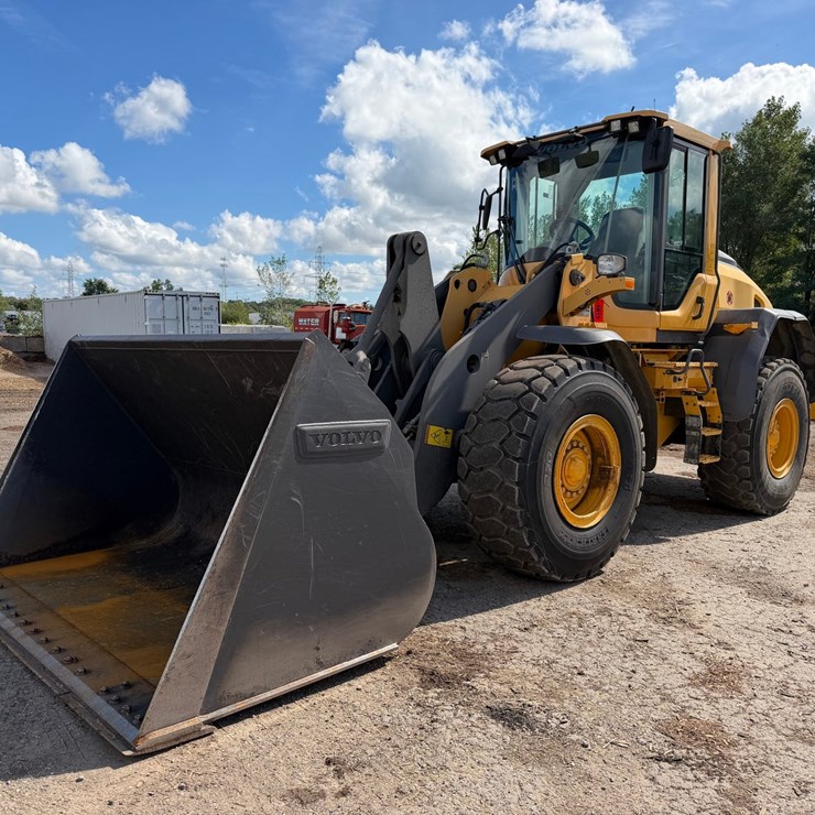 VOLVO L90H