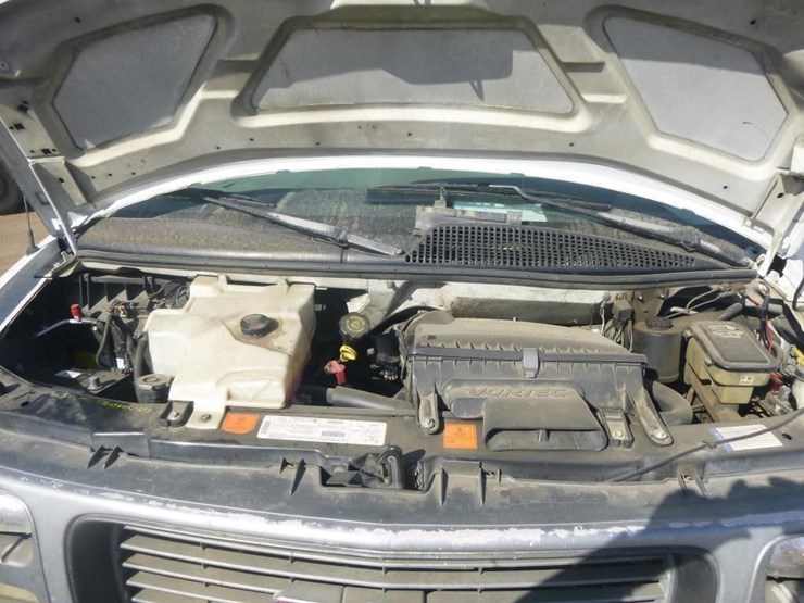 1999-gmc-3500-image-22