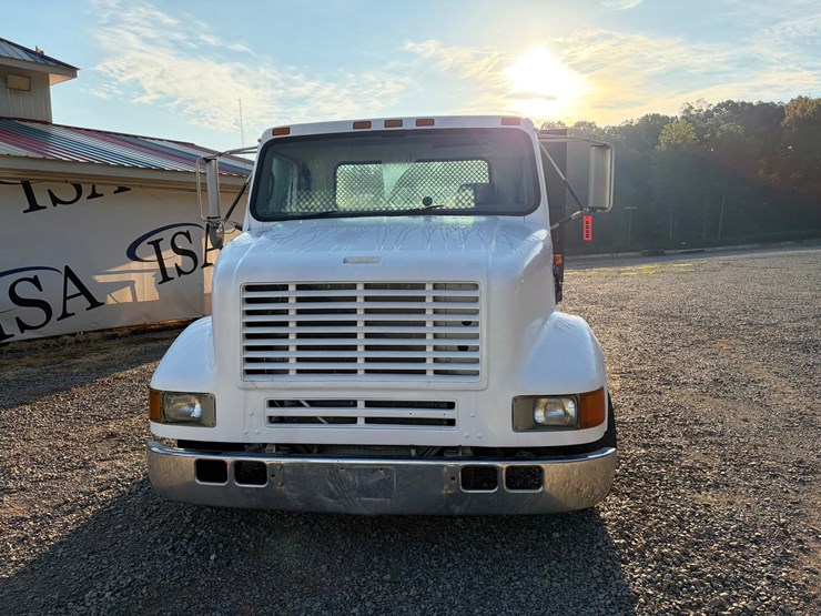 1997-international-4700-image-1
