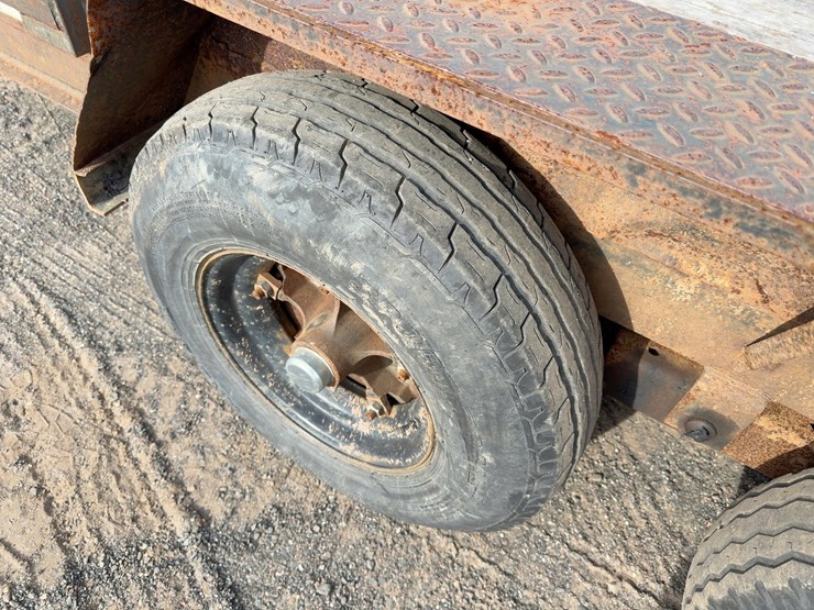 2002-cross-country-20’-t/a-utility-trailer-image-12