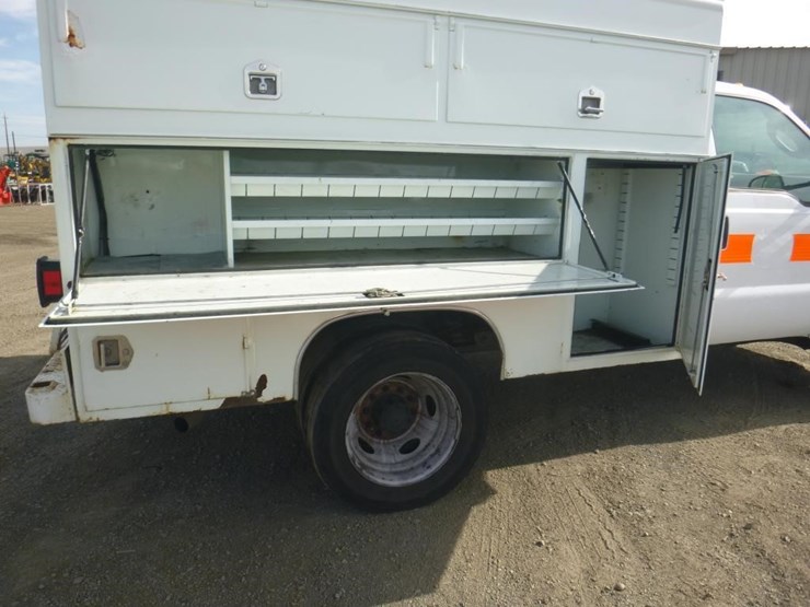 2005-ford-f450-image-9