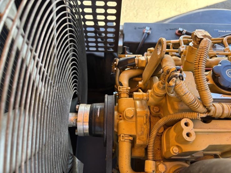 2023-atlas-copco-xas188-image-29