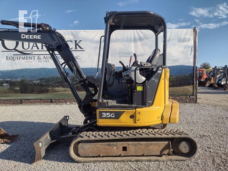 2021-deere-35g-image-12