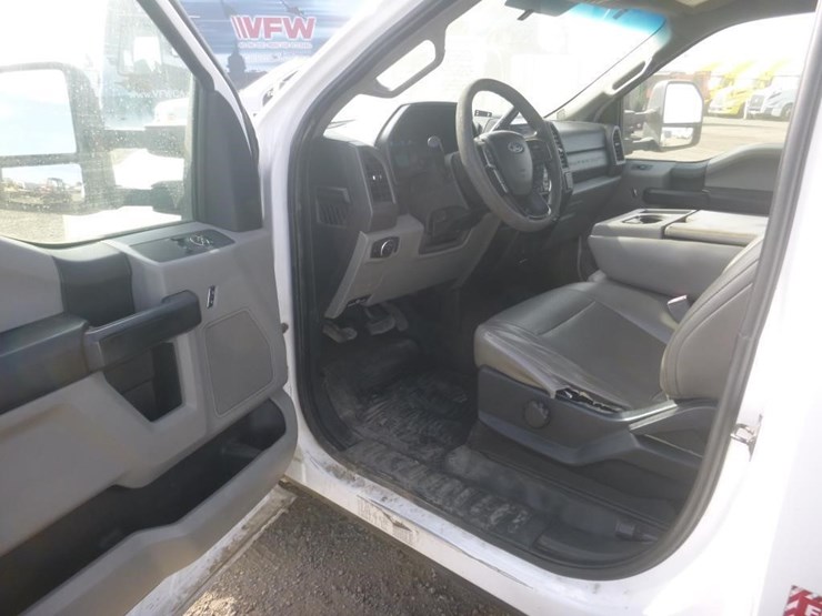 2017-ford-f350-image-5