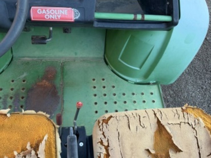 john-deere-gator-image-18